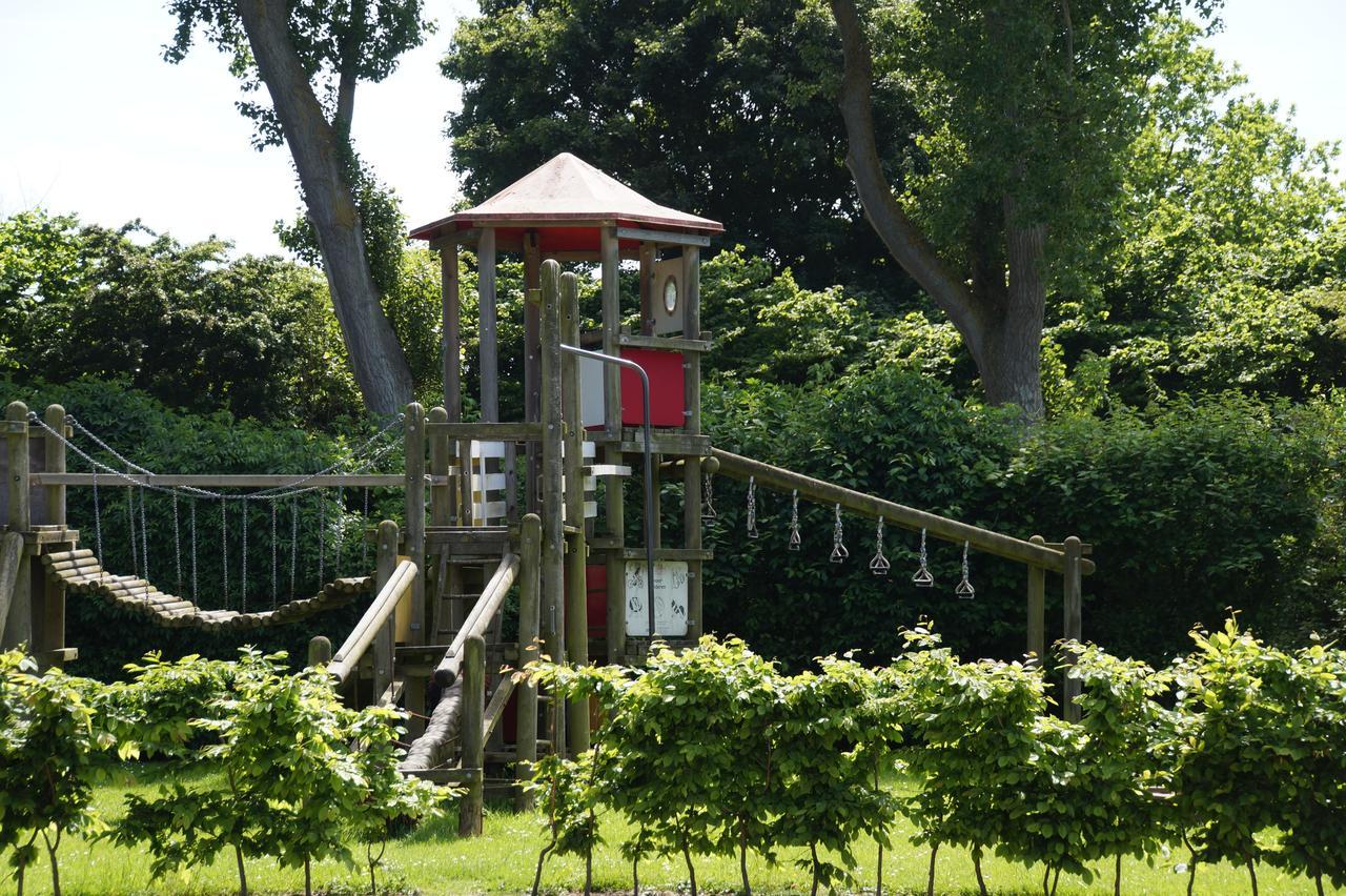 Vakantiehuizen Hofstede Elzenoord Vrouwenpolder Esterno foto